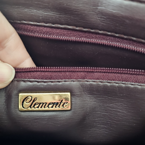 Red Snakeskin Pattern Convertable Clutch - Picture 4 of 9